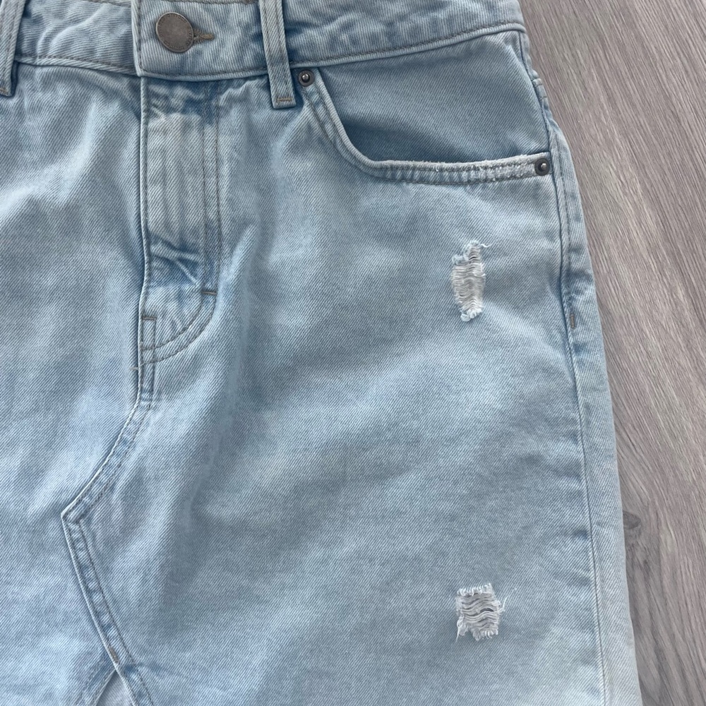 H&M Light Blue and Distressed Denim Mini Skirt - Size 6 - Picture 4 of 6